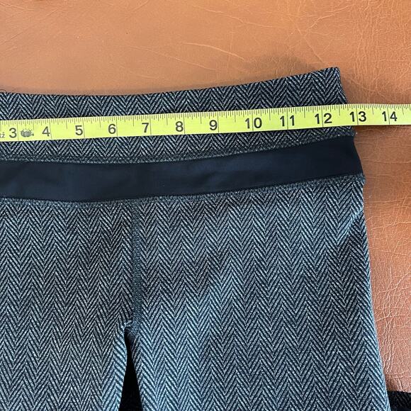 Lululemon Gray Run Inspire Crop Leggings Size 4 - Picture 10 of 11